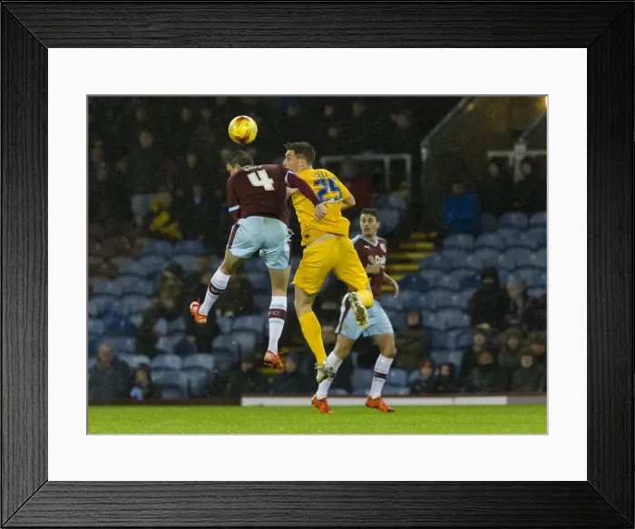 Framed Print : Preston North End 2015 / 16 Season: Burnley v PNE, Saturday 5th December 2015, SkyBet Championship Framed Print : Preston North End 2015 / 16 Season: Burnley v PNE, Saturday 5th December 2015, SkyBet Championship