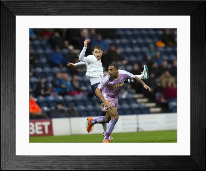 Framed Print : Preston North End vs Reading: SkyBet Championship Clash, December 12, 2015 Framed Print : Preston North End vs Reading: SkyBet Championship Clash, December 12, 2015