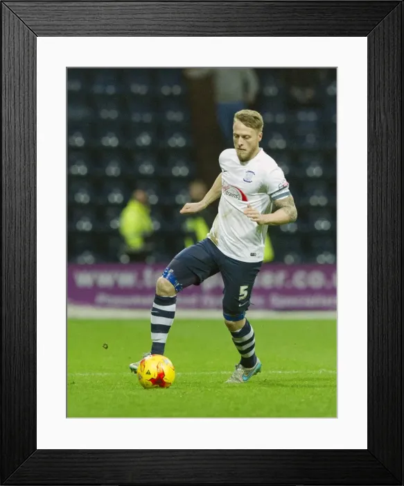 Framed Print : SkyBet Championship Clash: Preston North End vs Hull City - December 28, 2015