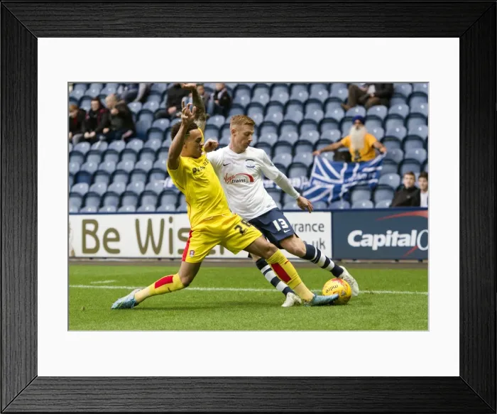 Framed Print : SkyBet Championship Clash: Preston North End vs Hull City (December 28, 2015)
