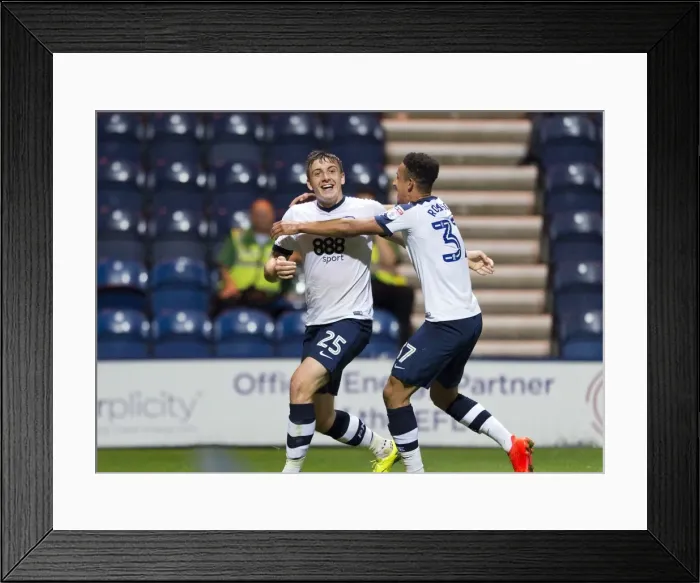 Framed Print : Preston North End vs Oldham Athletic: 2016 / 17 Season Kick-Off Framed Print : Preston North End vs Oldham Athletic: 2016 / 17 Season Kick-Off