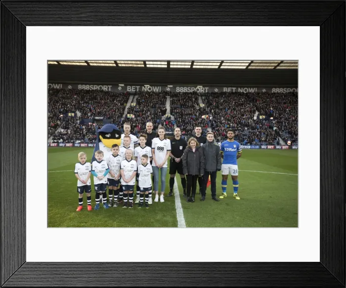 Framed Print : Preston North End vs Leeds United: SkyBet Championship Clash at Deepdale (December 26, 2016) Framed Print : Preston North End vs Leeds United: SkyBet Championship Clash at Deepdale (December 26, 2016)