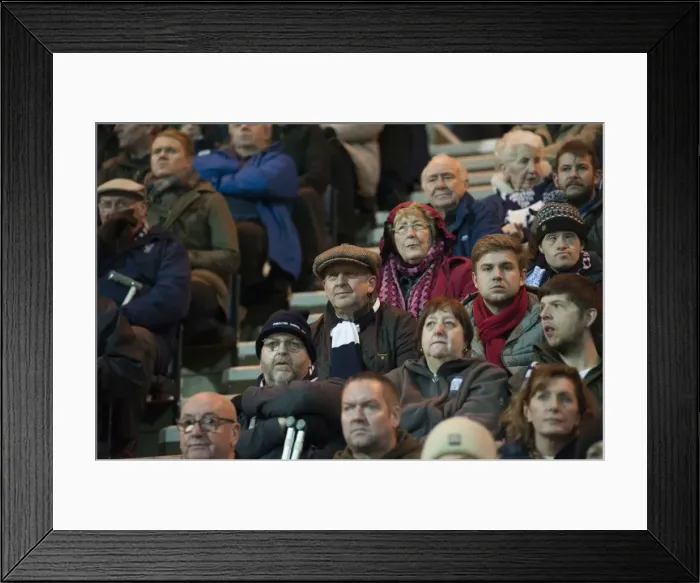 Framed Print : FA Cup Third Round: Preston North End vs Arsenal at Deepdale (7th January 2017) Framed Print : FA Cup Third Round: Preston North End vs Arsenal at Deepdale (7th January 2017)