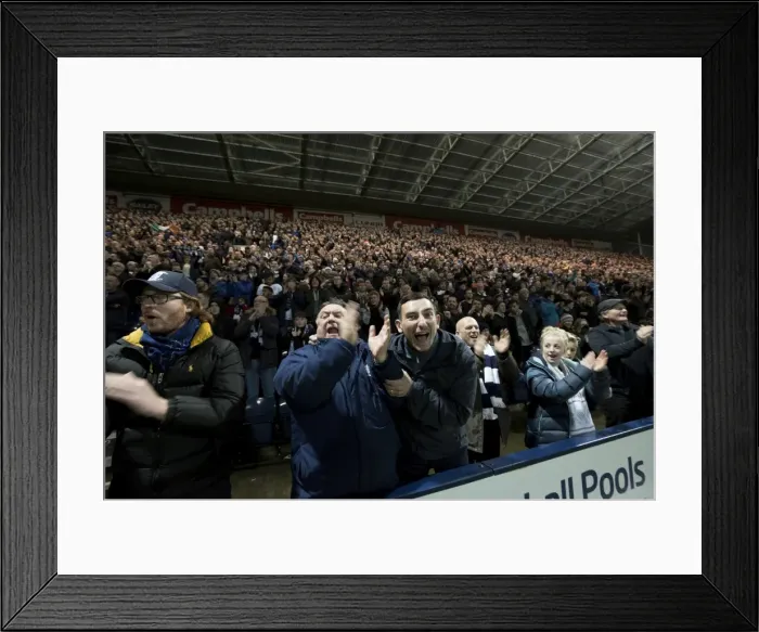 Framed Print : Preston North End vs Arsenal: FA Cup Third Round Clash at Deepdale (7th January 2017) Framed Print : Preston North End vs Arsenal: FA Cup Third Round Clash at Deepdale (7th January 2017)