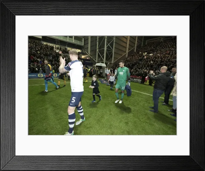 Framed Print : Battle at Deepdale: Preston North End vs Arsenal - FA Cup Third Round (January 7, 2017) Framed Print : Battle at Deepdale: Preston North End vs Arsenal - FA Cup Third Round (January 7, 2017)