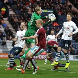 Football - The Football League Sky Bet Championship - Preston North End v Burnley Football - The Football League Sky Bet Championship - Preston North End v Burnley