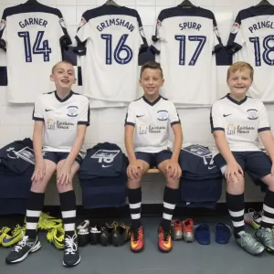 2016/17 Mascots Prints: Fulham, Saturday 13th August