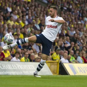 Norwich City v PNE Home Kit Louis Moult (2)