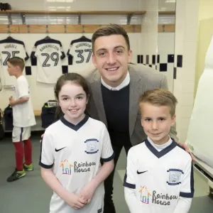 Preston North End vs Norwich City: A Championship Showdown at Deepdale (April 17, 2017)