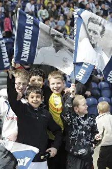 Preston North End vs Blackpool: A Championship Showdown - Fan Passion (April 11, 2009)