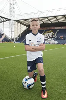 Preston North End vs. Fulham: Mascots Showdown (August 13, 2016/17)